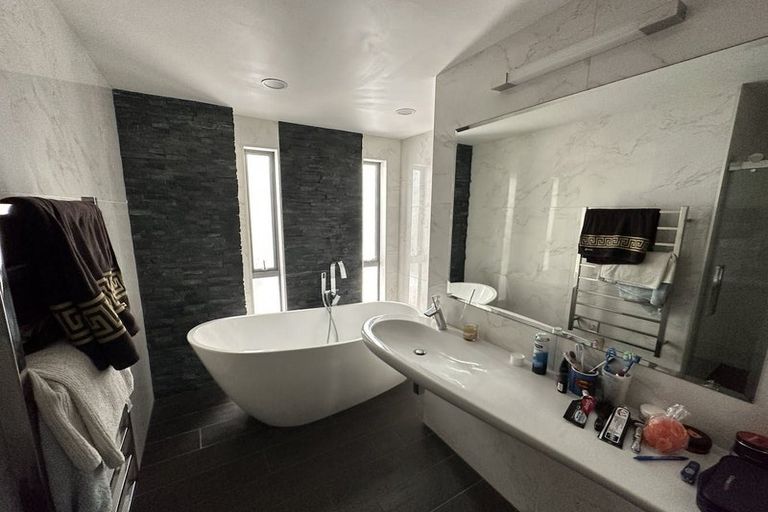 Photo of property in 3/43 Princes Street, Northcote Point, Auckland, 0627