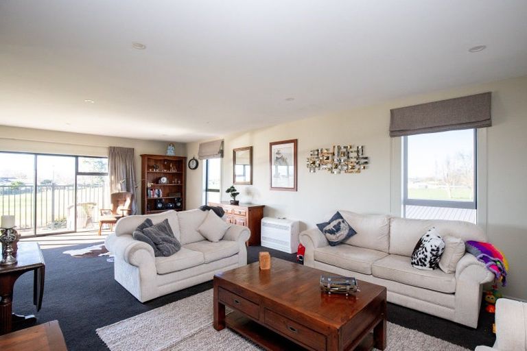 Photo of property in 3 Mcquarrie Place, Ngatea, 3503