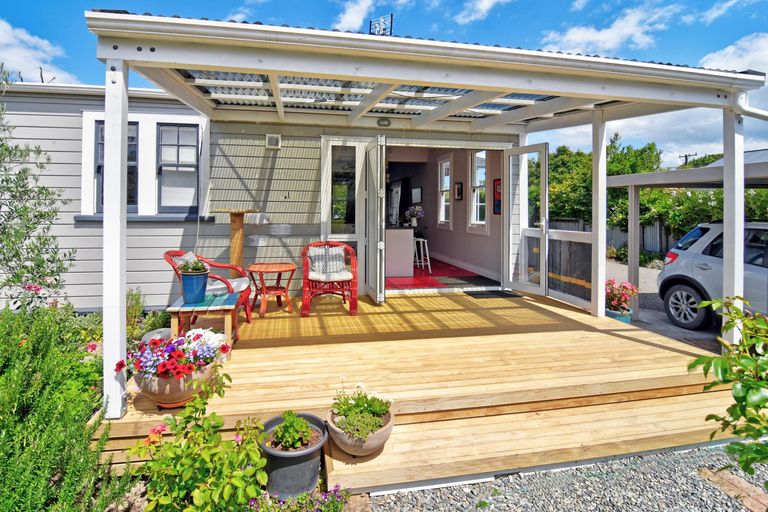 Photo of property in 6 Sussex Street, Masterton, 5810