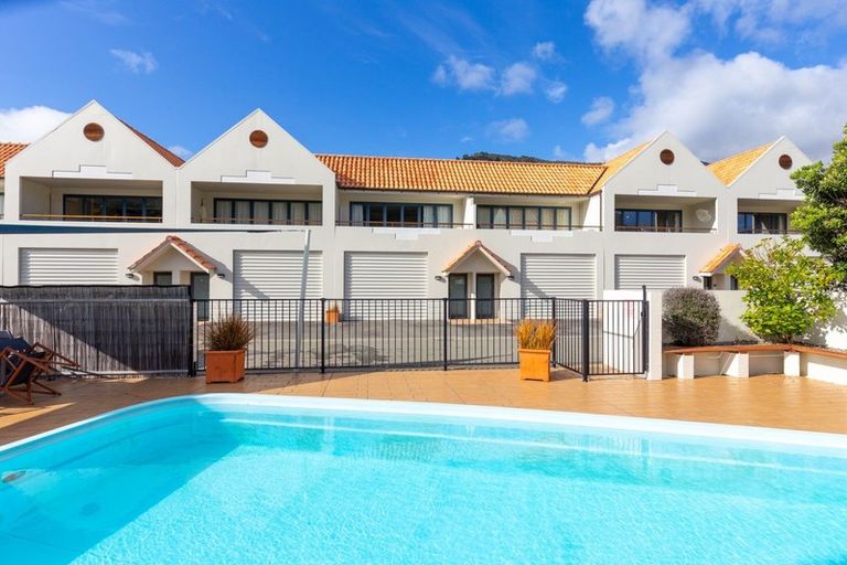 Photo of property in 9/45 Beach Road, Waikawa, Picton, 7220