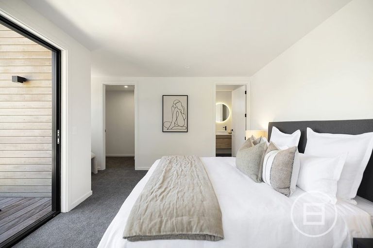 Photo of property in 45a Mcadam Drive, Jacks Point, Queenstown, 9371