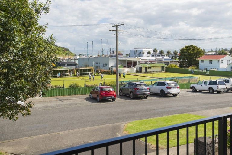 Photo of property in 16 Rawiri Street, Kaiti, Gisborne, 4010