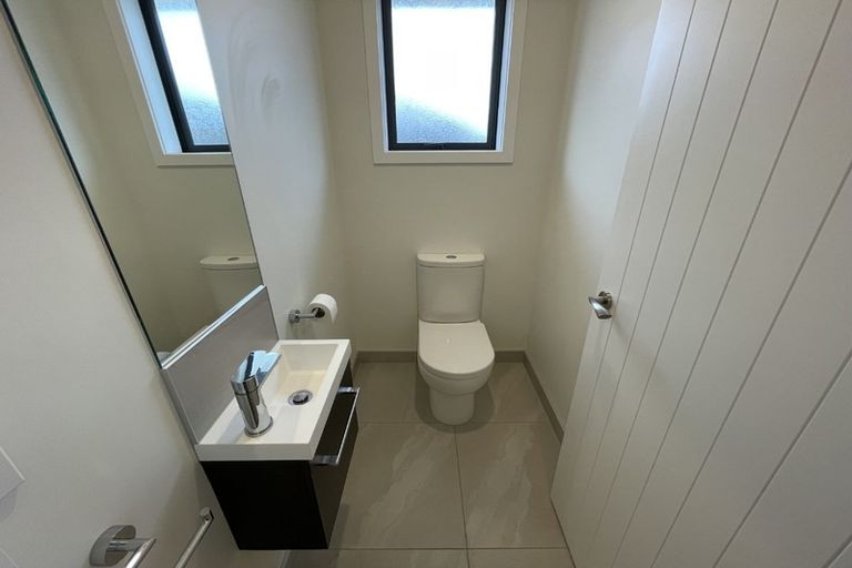 Photo of property in 7 Benmore Place, Poraiti, Napier, 4112