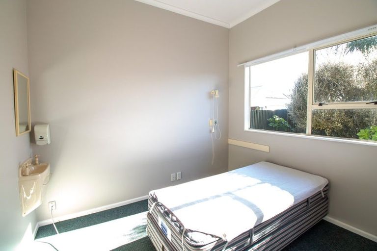 Photo of property in 8 Compton Street, Georgetown, Invercargill, 9812