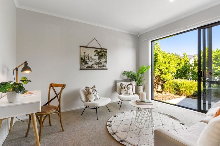 Photo of property in 1 Saltmarsh Road, Hobsonville, Auckland, 0616