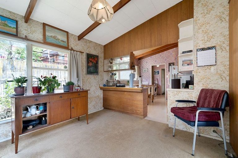 Photo of property in 80 Bruce Road, Glenfield, Auckland, 0629