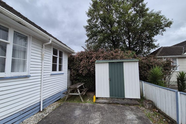 Photo of property in 1159 High Street, Taita, Lower Hutt, 5011