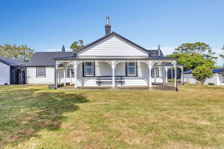 Photo of property in 208 Ngatimaru Road, Tikorangi, Waitara, 4383