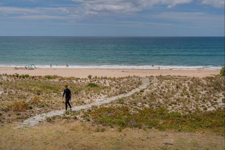 Photo of property in 92 Ocean Beach Road, Tairua, 3508