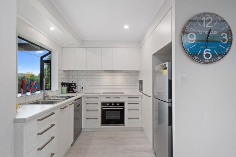 Photo of property in 11a Kane Road, Papamoa Beach, Papamoa, 3118