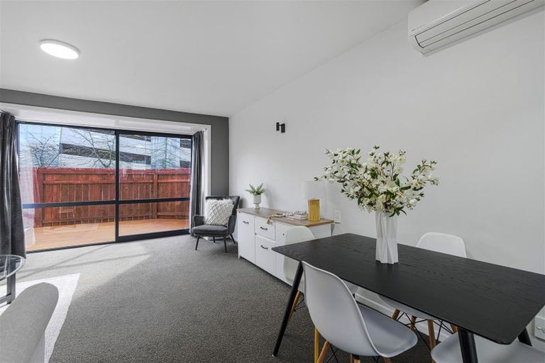 Photo of property in 2/14 Rotherham Street, Riccarton, Christchurch, 8041