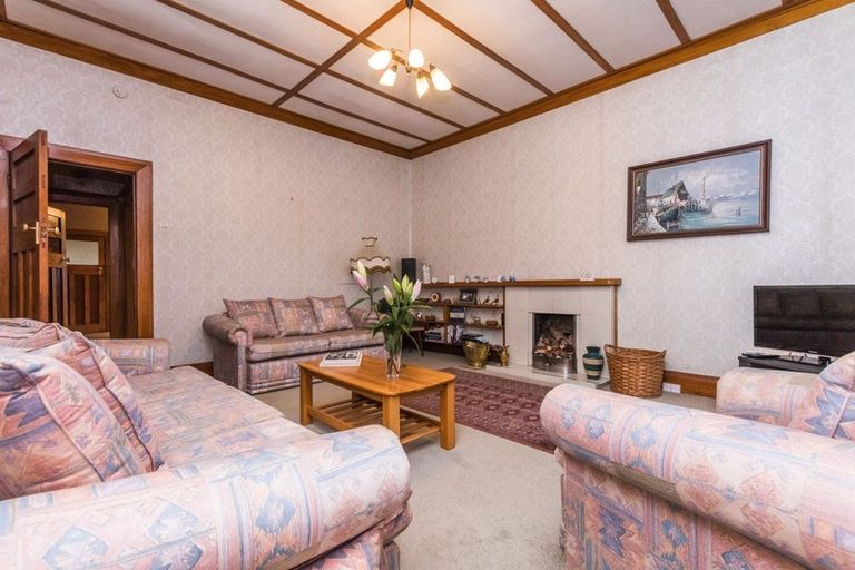 Photo of property in 11 Home Street, Winton, 9720