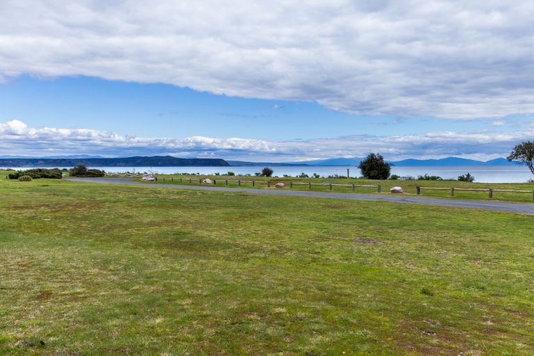 Photo of property in 34 Mahuta Road, Waitahanui, Taupo, 3378