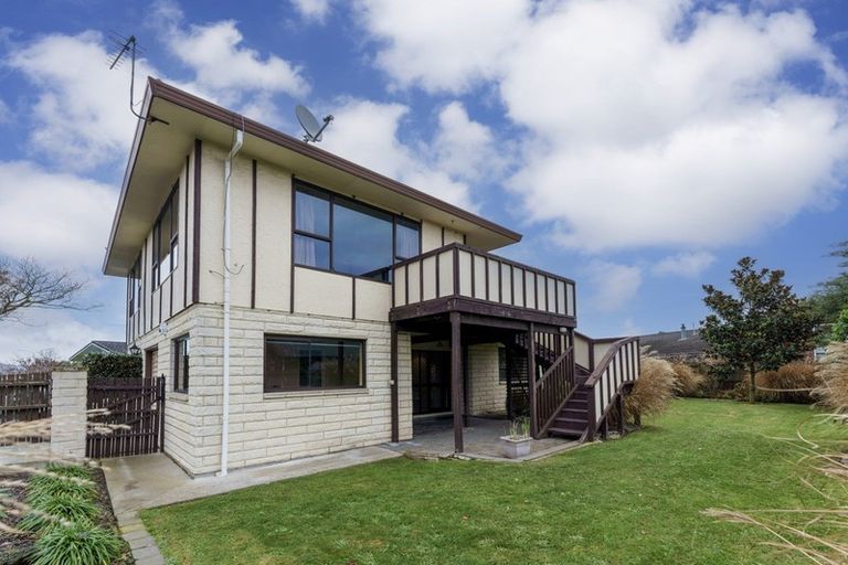 Photo of property in 23 Freebairn Street, Redwood, Christchurch, 8051