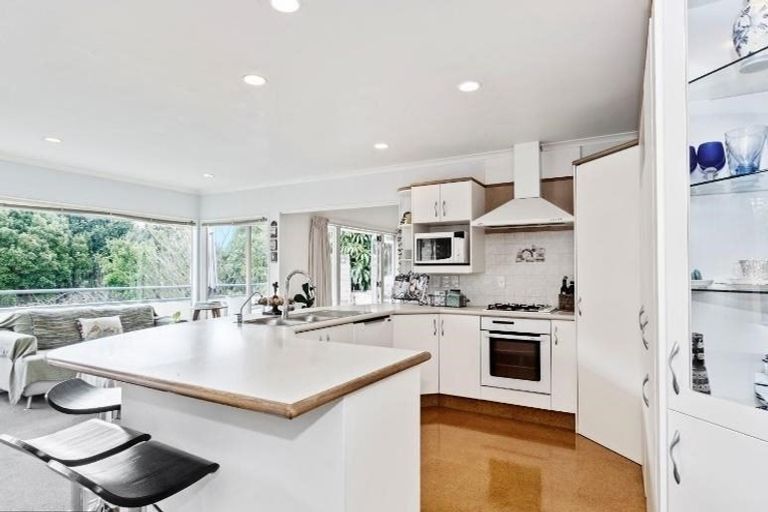 Photo of property in 71 Little John Drive, Bellevue, Tauranga, 3110