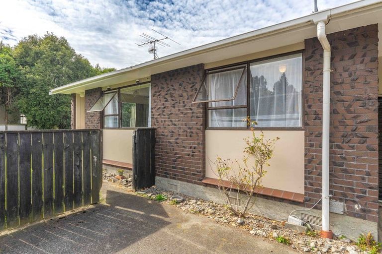 Photo of property in 2/259 Te Moana Road, Waikanae, 5036
