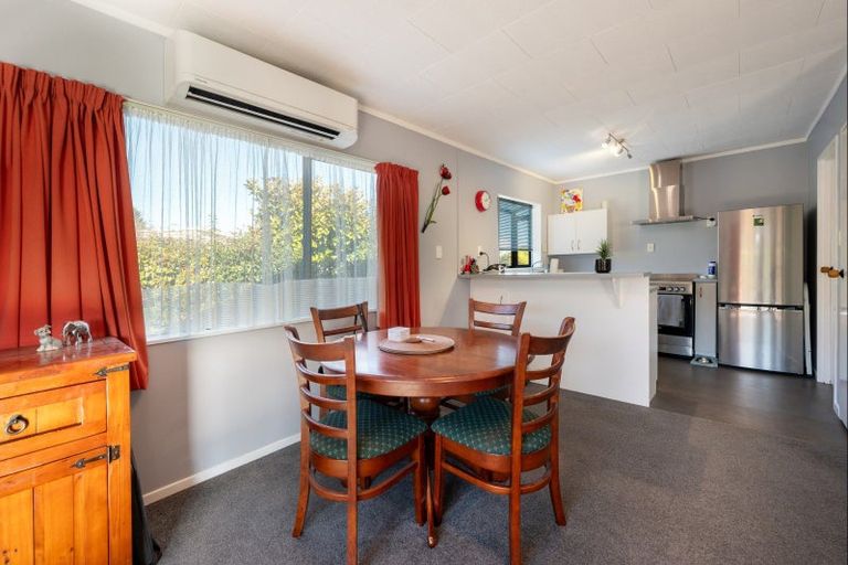 Photo of property in 21 Ingle Avenue, Richmond Heights, Taupo, 3330