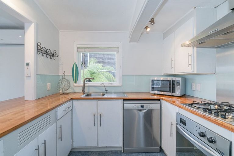Photo of property in 58 Hinemoa Terrace, Tairua, 3508