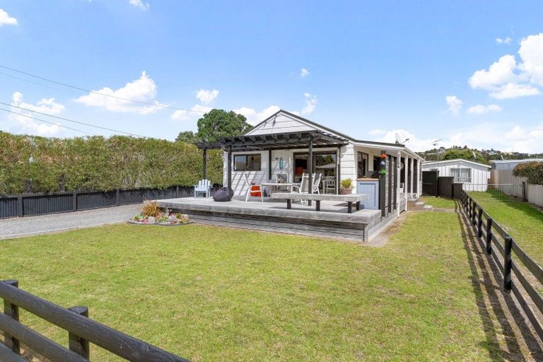 Photo of property in 215a Kiwi Road, Whangamata, 3620