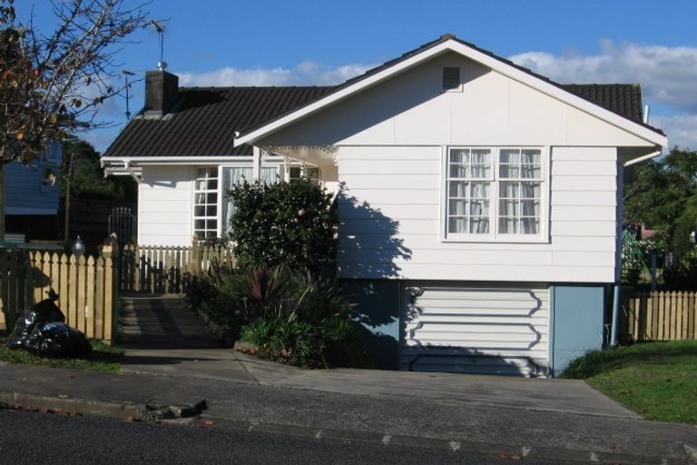 Photo of property in 24 Finnerty Avenue, Howick, Auckland, 2014
