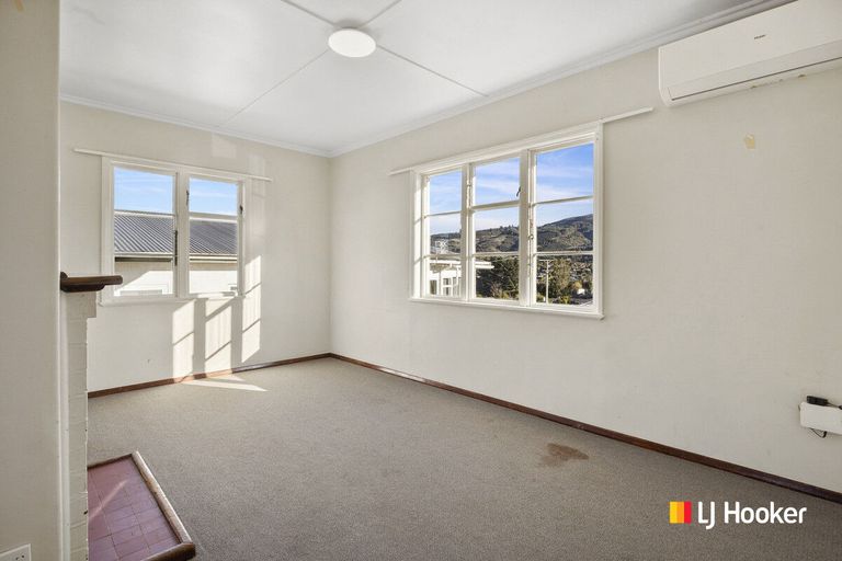 Photo of property in 244 Pine Hill Road, Dalmore, Dunedin, 9010