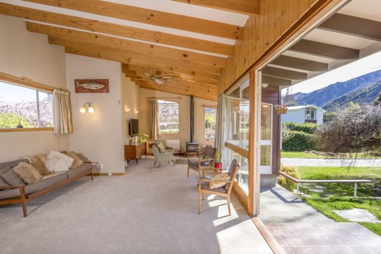 Photo of property in 1 Kent Street, Arrowtown, 9302