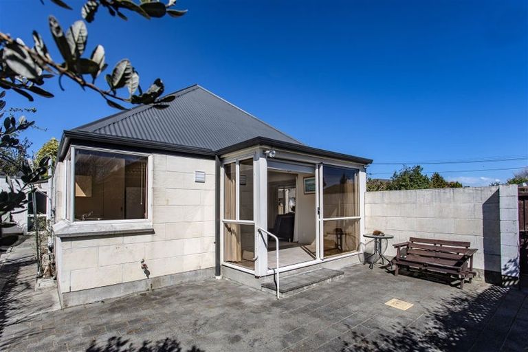 Photo of property in 1 Marley View Street, Somerfield, Christchurch, 8024