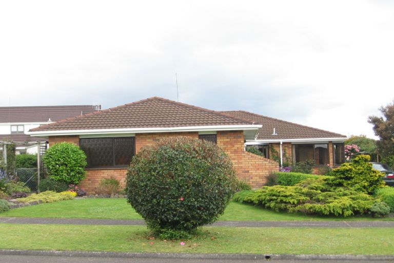 Photo of property in 24 Coppelia Avenue, Omokoroa, 3114
