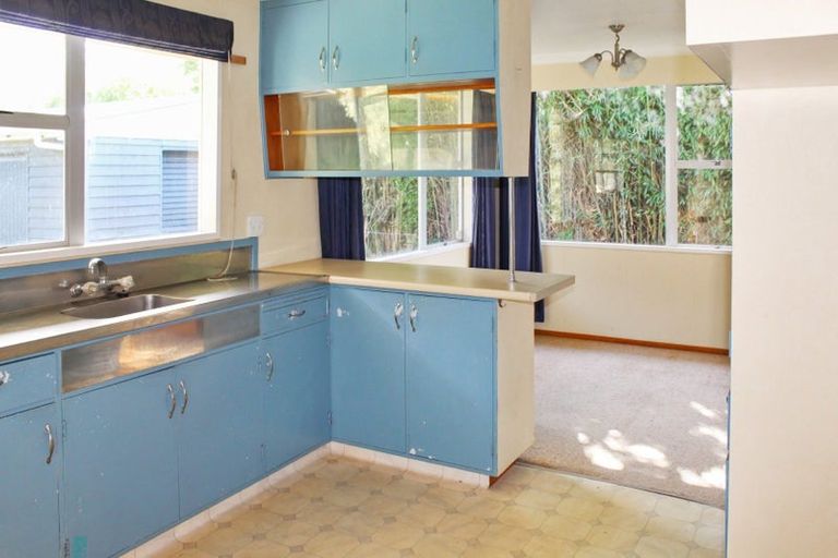 Photo of property in 1 Clyde Crescent, Roslyn, Palmerston North, 4414