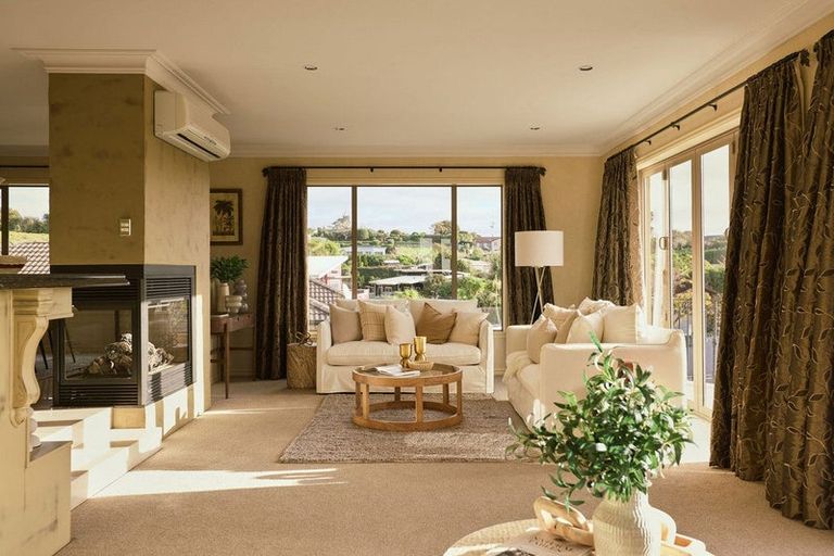 Photo of property in 16 Riddington Rise, Ohauiti, Tauranga, 3112