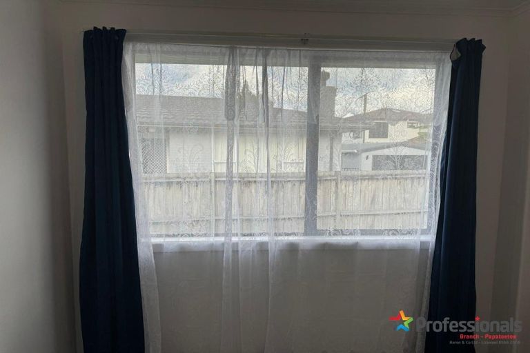 Photo of property in 11a Woodvale Road, Glen Eden, Auckland, 0602