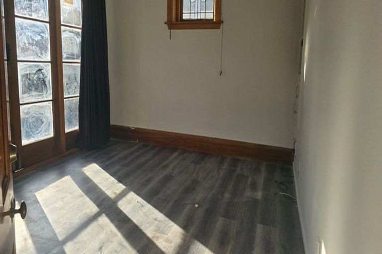 Photo of property in 304a Ferry Road, Waltham, Christchurch, 8011