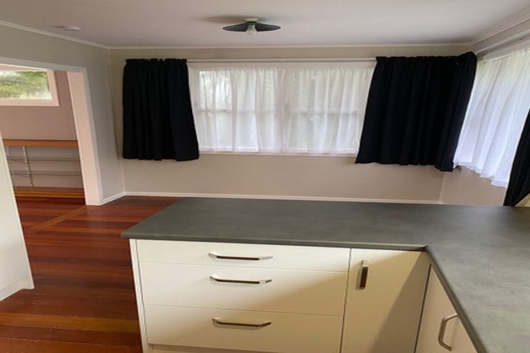 Photo of property in 89 Awanui Street, Merrilands, New Plymouth, 4312