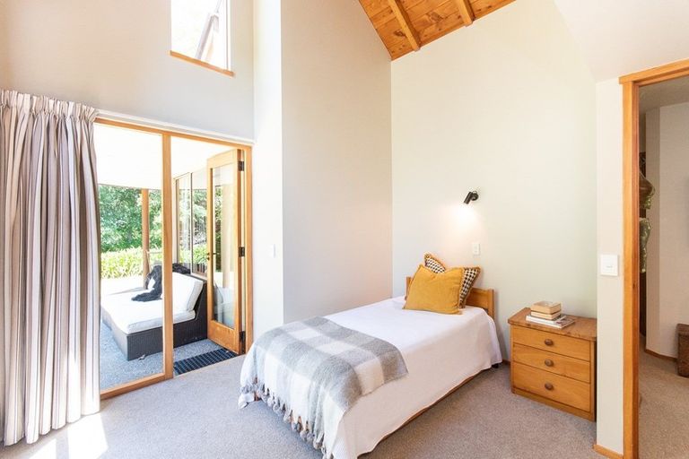 Photo of property in 124 Puketitiri Road, Poraiti, Napier, 4182