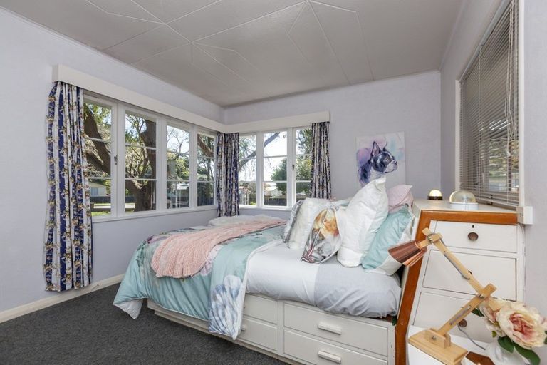 Photo of property in 26-28 Ruahine Street, Paraparaumu, 5032