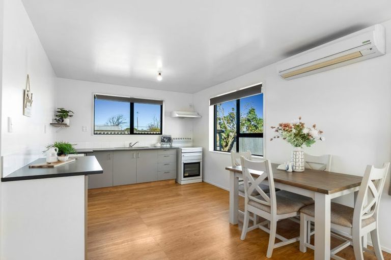 Photo of property in 4/281 Main South Road, Hornby, Christchurch, 8042