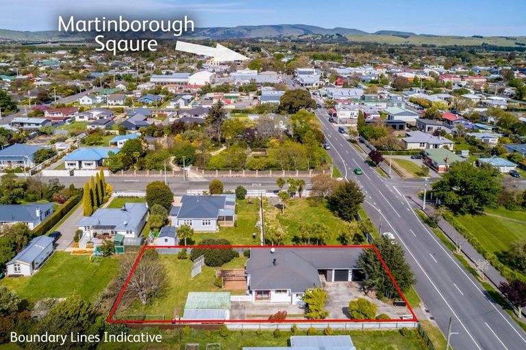 Photo of property in 30 Kitchener Street, Martinborough, 5711