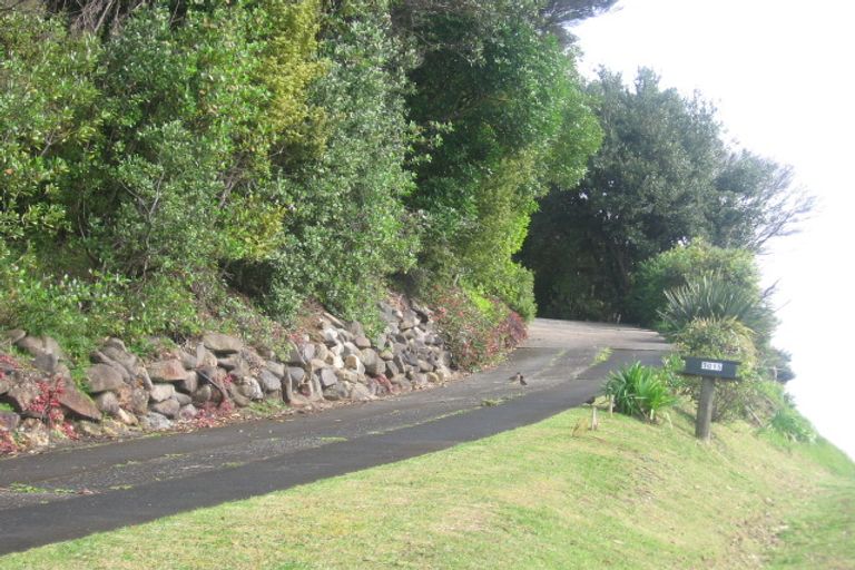 Photo of property in 3015 Long Bay Road, Wyuna Bay, Coromandel, 3581