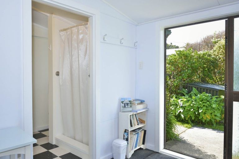 Photo of property in 53 Fortescue Street, Mahia, Nuhaka, 4198