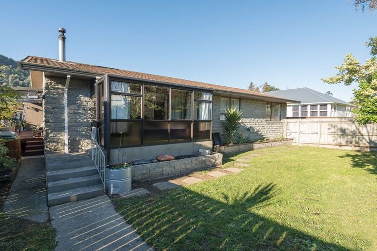 Photo of property in 245 Kawai Street South, Nelson South, Nelson, 7010