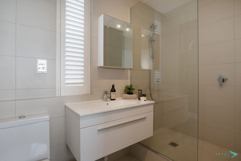 Photo of property in 2/7 London Street, Saint Marys Bay, Auckland, 1011