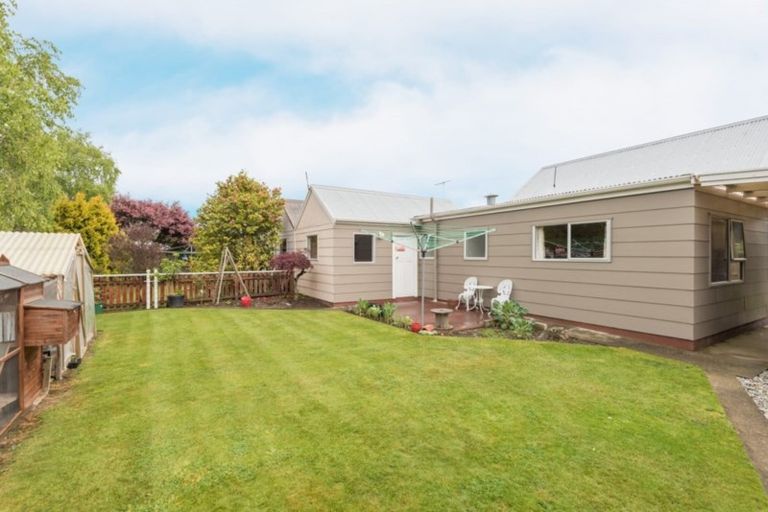 Photo of property in 10b Windlesham Place, Wakefield, 7025