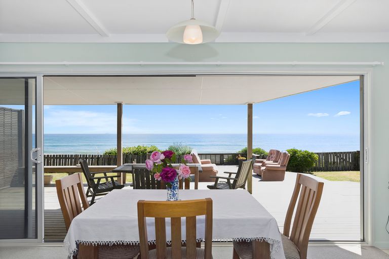 Photo of property in 359 Pukehina Parade, Pukehina, Te Puke, 3189