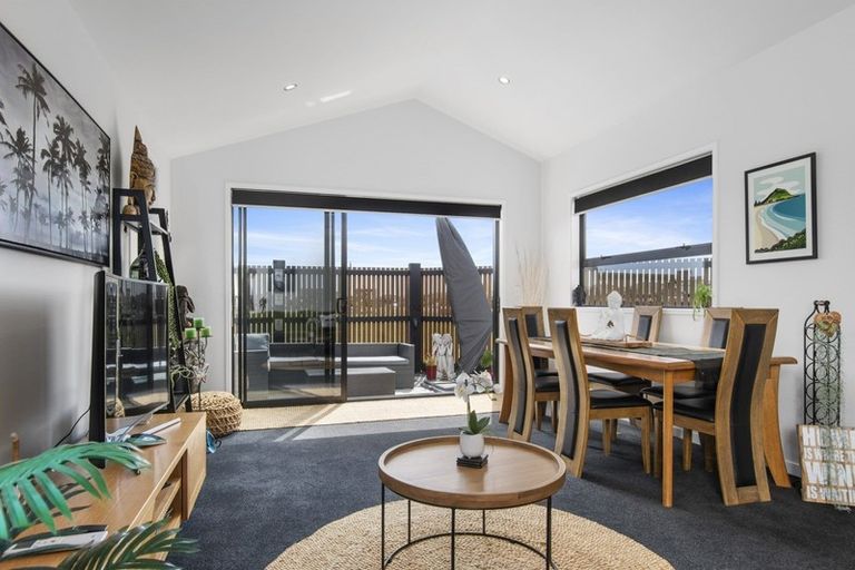 Photo of property in 15 Te Paea Crescent, Papamoa Beach, Papamoa, 3118