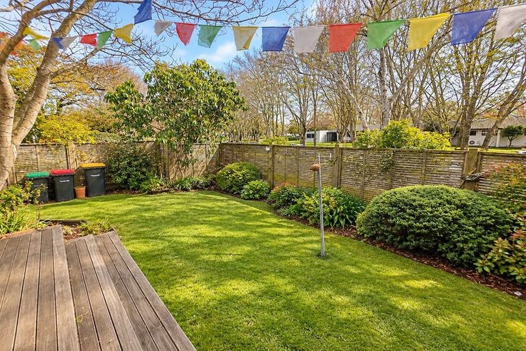 Photo of property in 23 Parkstone Avenue, Ilam, Christchurch, 8041