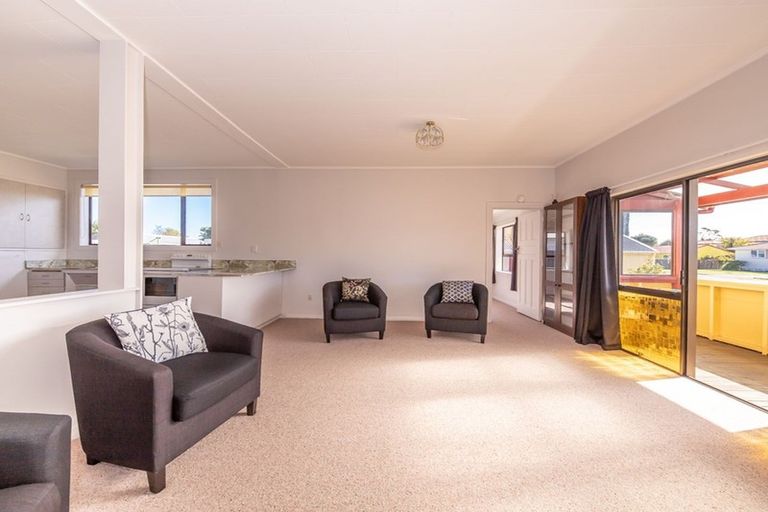 Photo of property in 20 Bentham Street, Westport, 7825