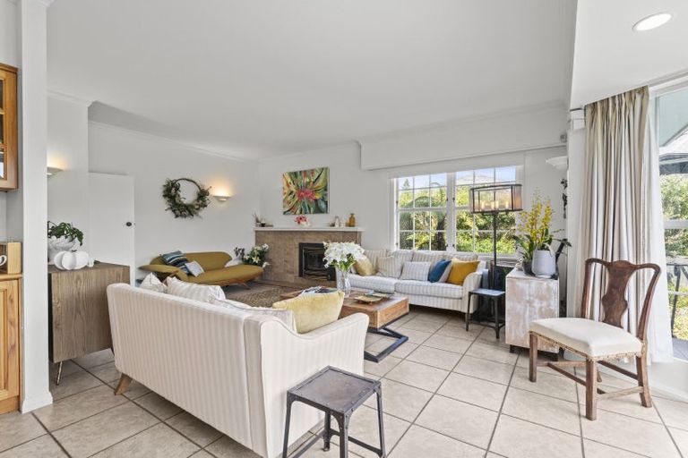 Photo of property in 33 Montgomery Terrace, Hokowhitu, Palmerston North, 4410