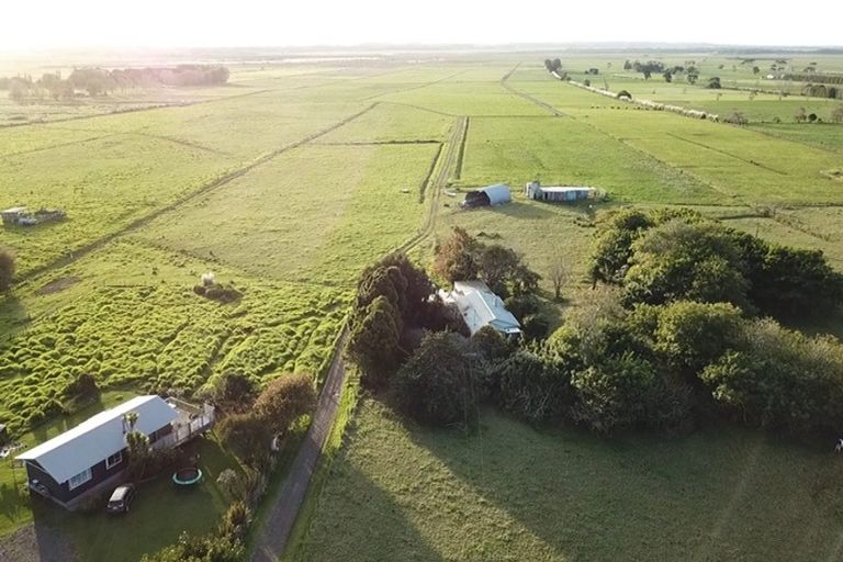 Photo of property in 684 Kaitaia Awaroa Road, Ahipara, Kaitaia, 0481
