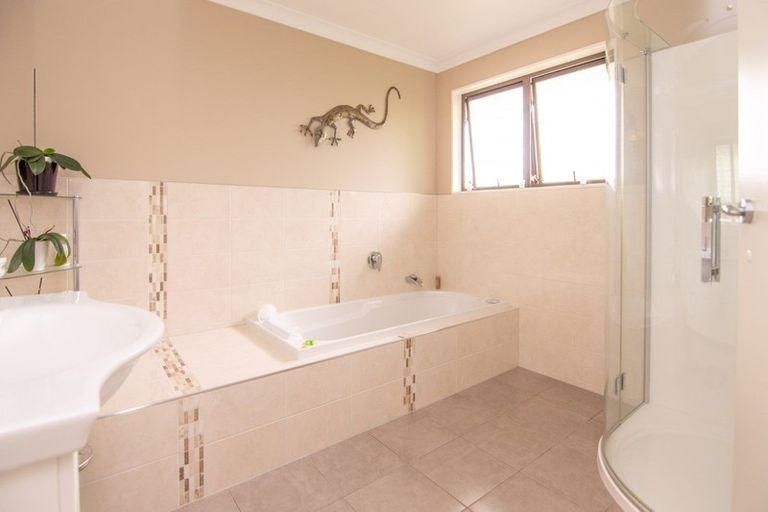 Photo of property in 39 Carter Crescent, Awapuni, Palmerston North, 4412