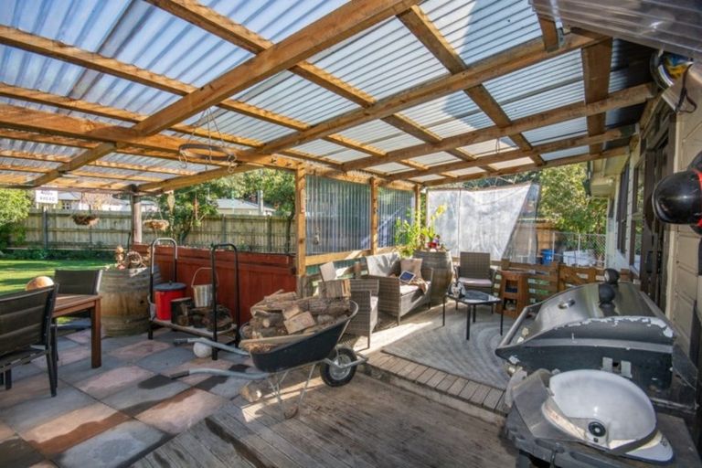 Photo of property in 52 Wairau Road, Picton, 7220